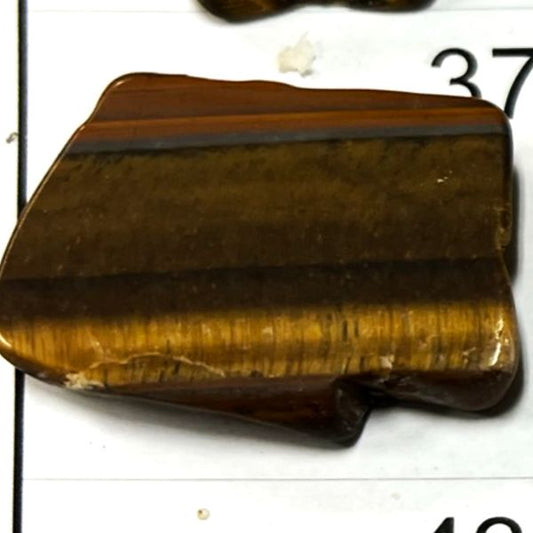 Tiger's Eye Chips. Tumbled and polished. 1401-37
